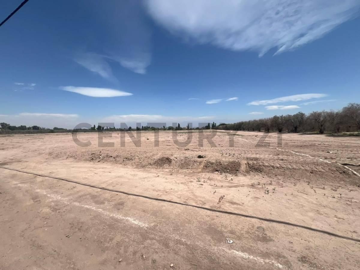 Century21lopez Vende Terreno de 4500 m Ideal Emprendimiento Inmobiliario, Depositos o Galpones. 4
