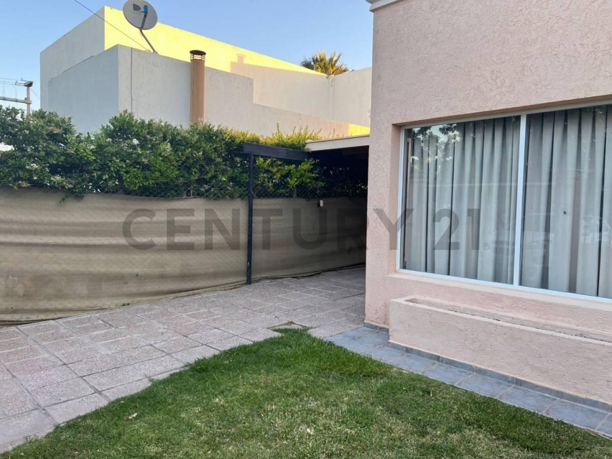 Venta de Casa Barrio Privado Aldea de Torre Blanca, Kilometro 11 Rodeo de La Cruz, Guaymallén. 4