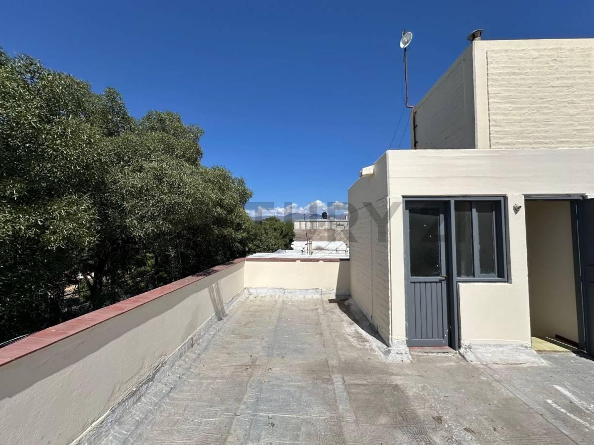venta de Duplex en Calle Juan B Justo Ciudad Entre Calles Martinez de Rosas y Olascoagas. <. 4