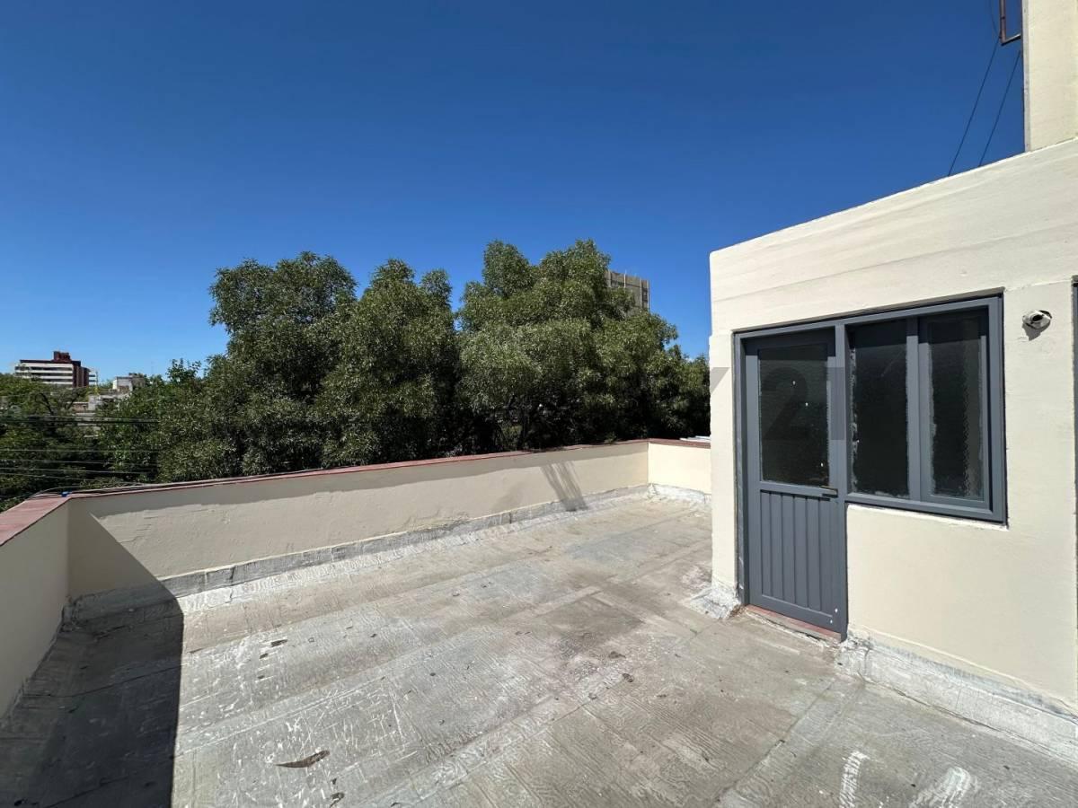 venta de Duplex en Calle Juan B Justo Ciudad Entre Calles Martinez de Rosas y Olascoagas. <. 4