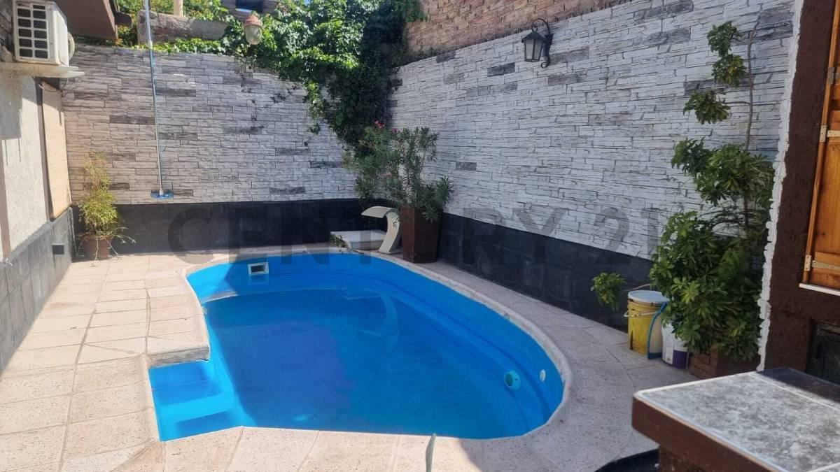Venta de Casa Barrio Primero de Mayo. Las Heras. 4