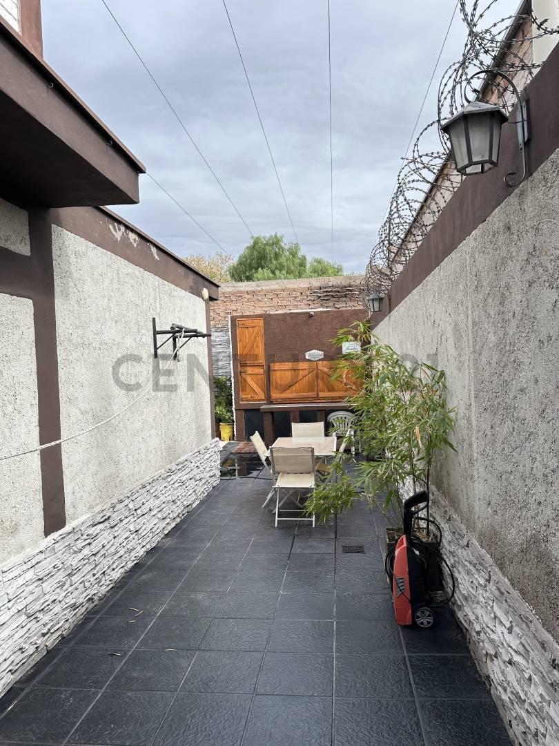 Venta de Casa Barrio Primero de Mayo. Las Heras. 1