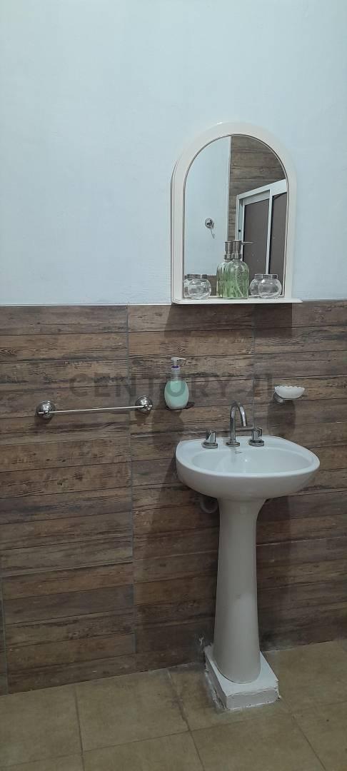 Casa en Venta, en Barrio Semi Privado en Rodeo de La Cruz 3