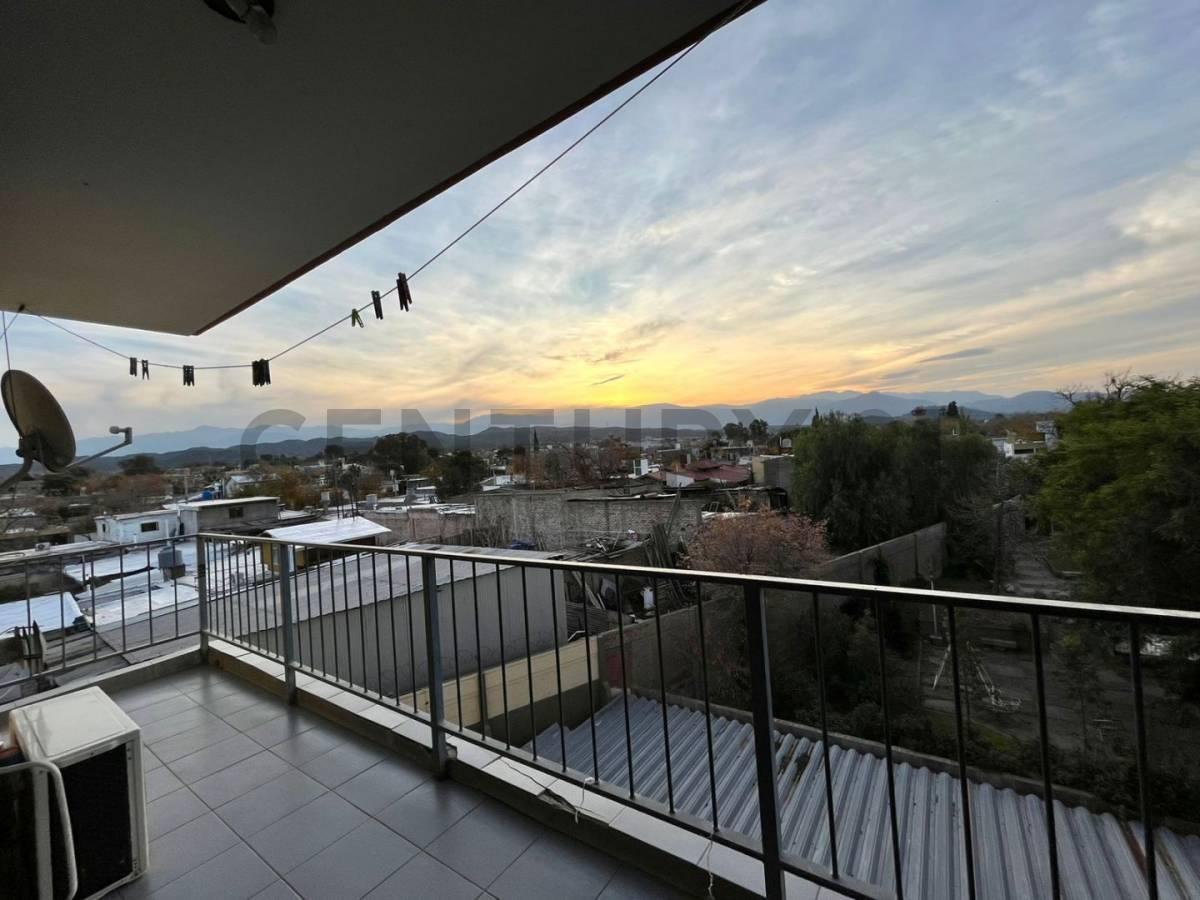Venta Departamento en Mendoza 3 Dorm. 5