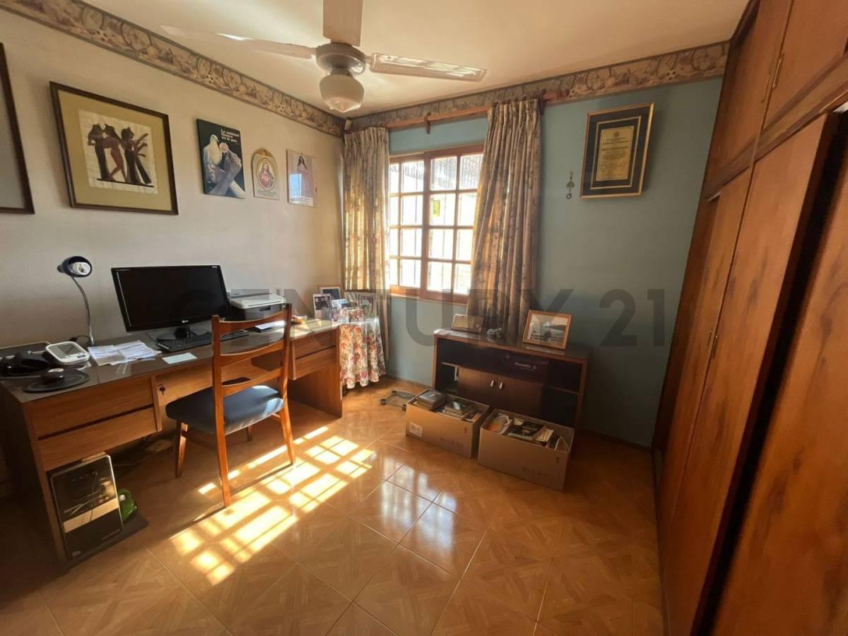 Venta Casa en Las Heras 3 Dorm. 1