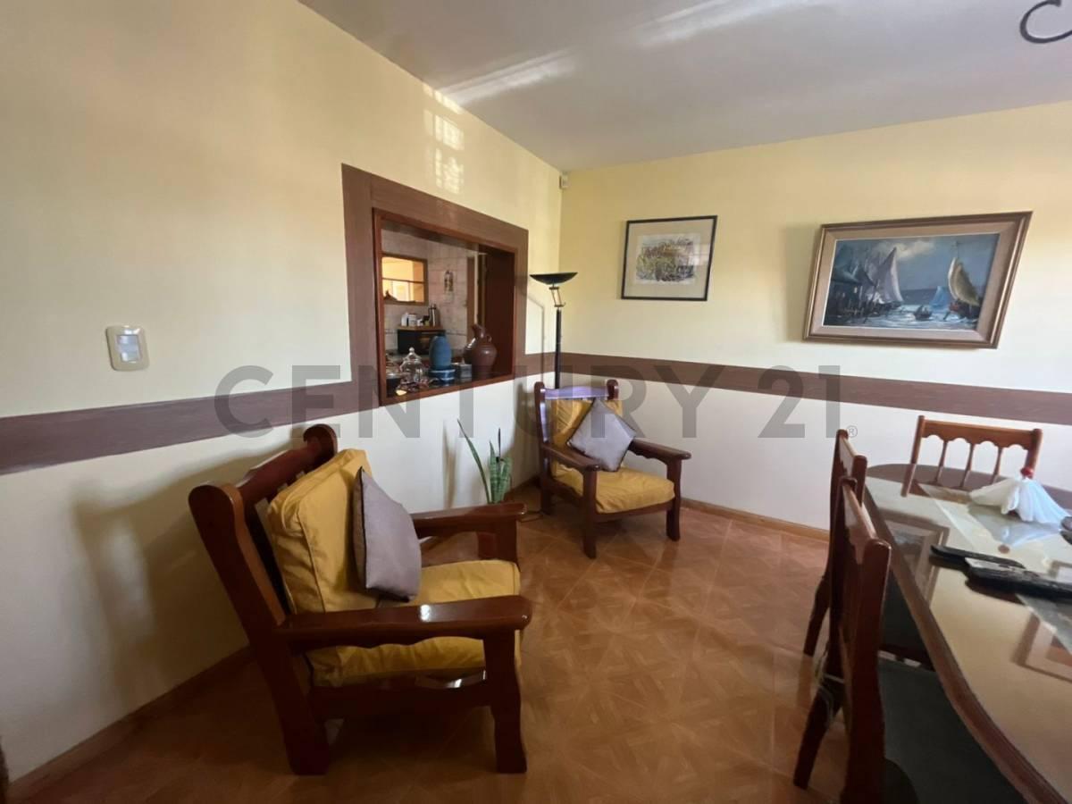 Venta Casa en Las Heras 3 Dorm. 4