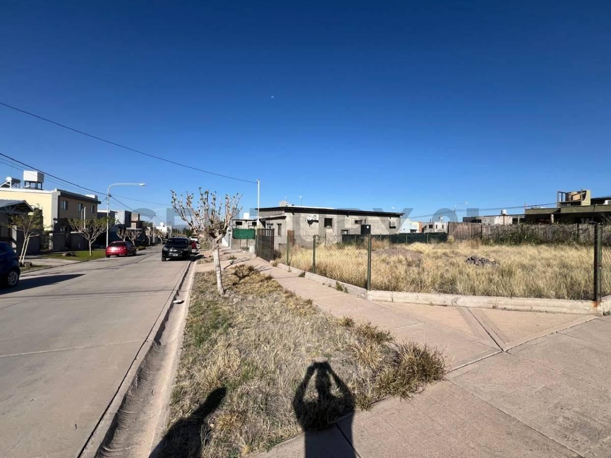 Century21lopez Vende Lote en Barrio La Yaya 2