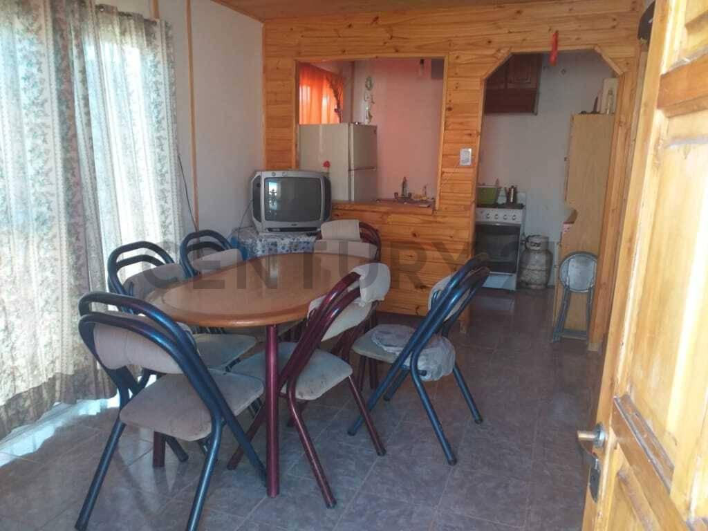 ¡Oportunidad! Casa con Piscina y Quincho en Los Corralitos 4