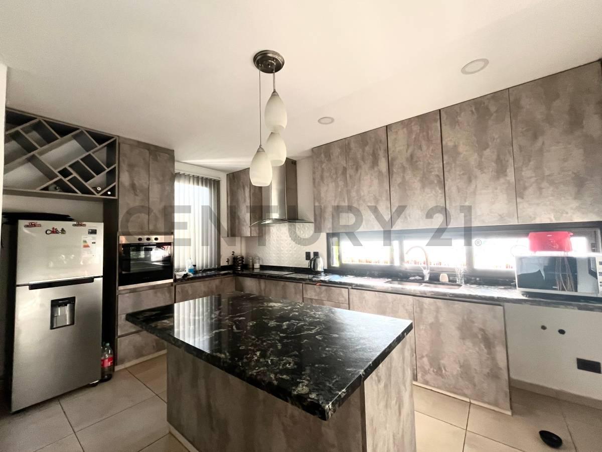 Century 21 López Vende Casa en Barrio Privado “las Cortaderas 1 “en Rodeo de La Cruz, Guaymallén, Me 2