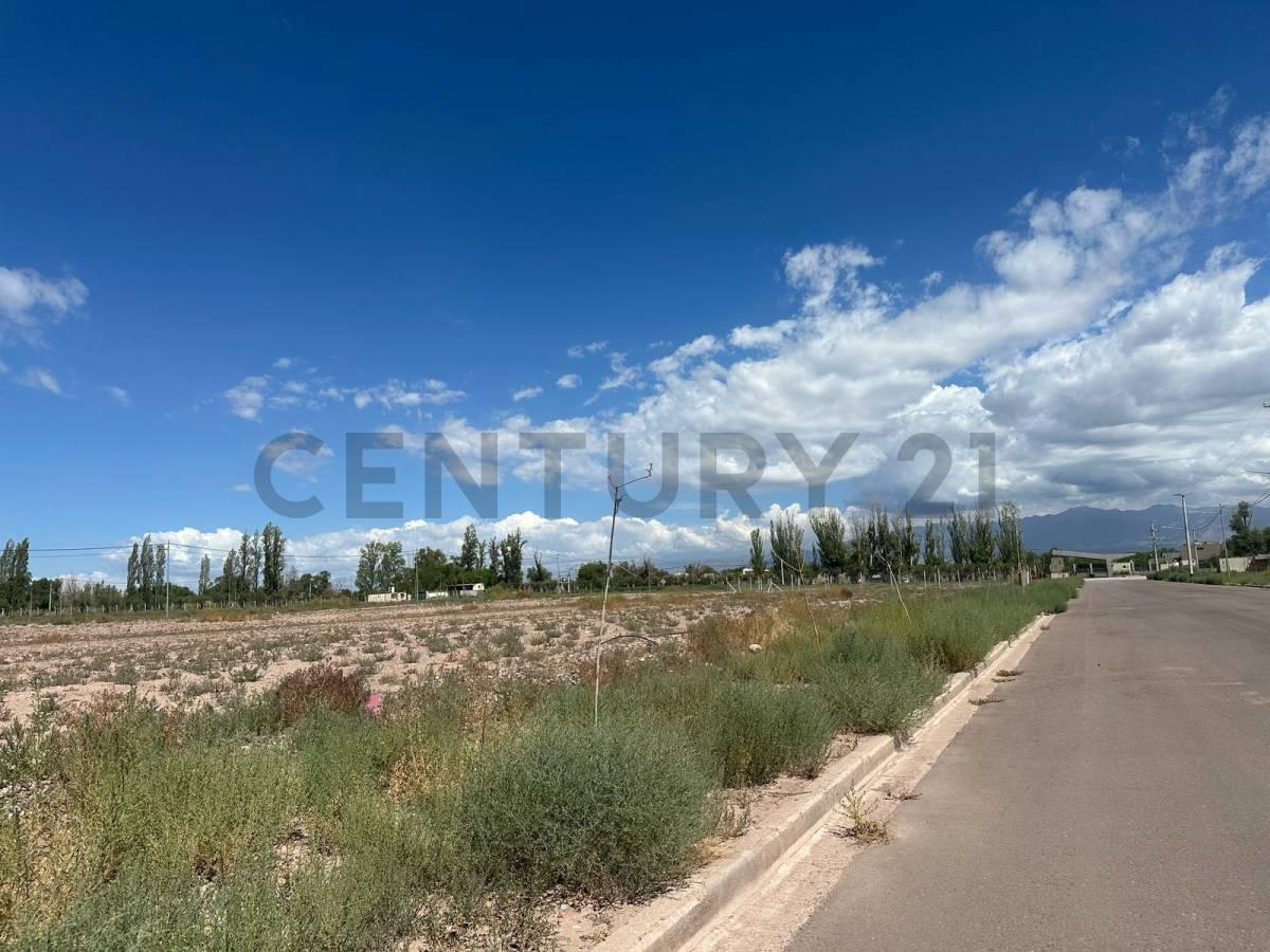 Terreno en Venta Barrio Privado Milcayac II 3