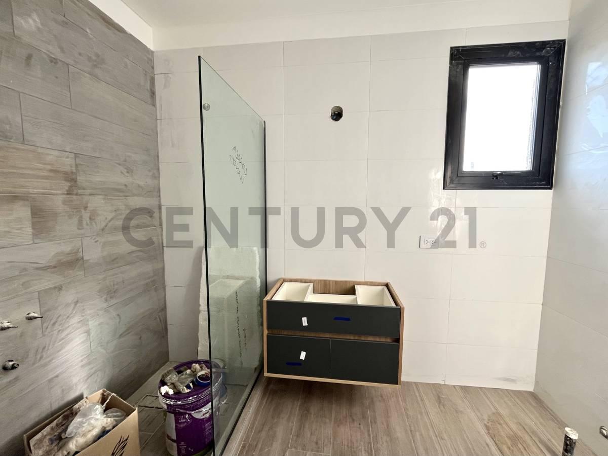 Century 21 López Vende Casa en Pozo en Barrio Privado Gran Boedo, Luján de Cuyo. 2