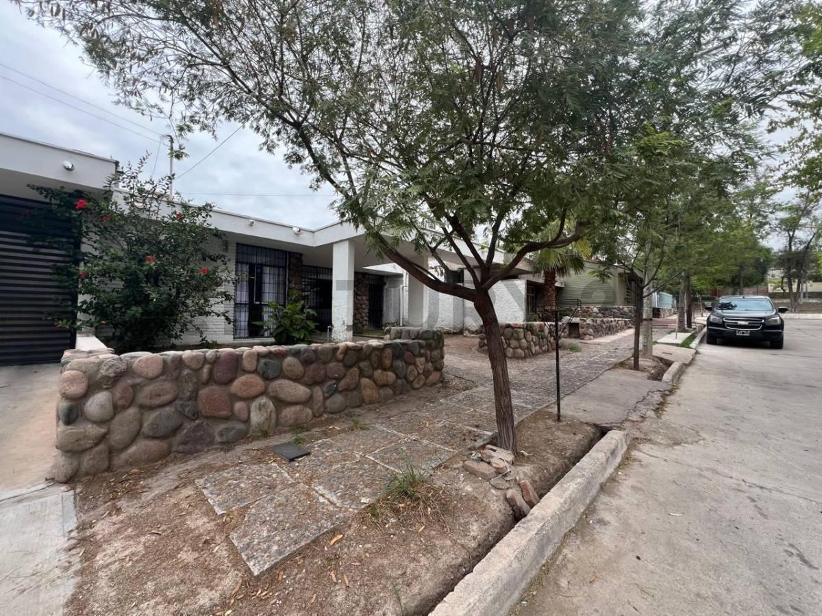 Century21lopez Vende Casa en Barrio Supe Apta Credito Hipotecario en Godoy Cruz Mendoza 5