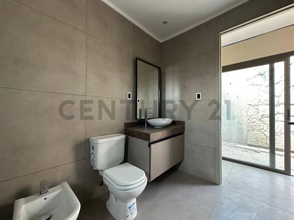 Casa a Estrenar en Venta Barrio Privado Guaymallen 3