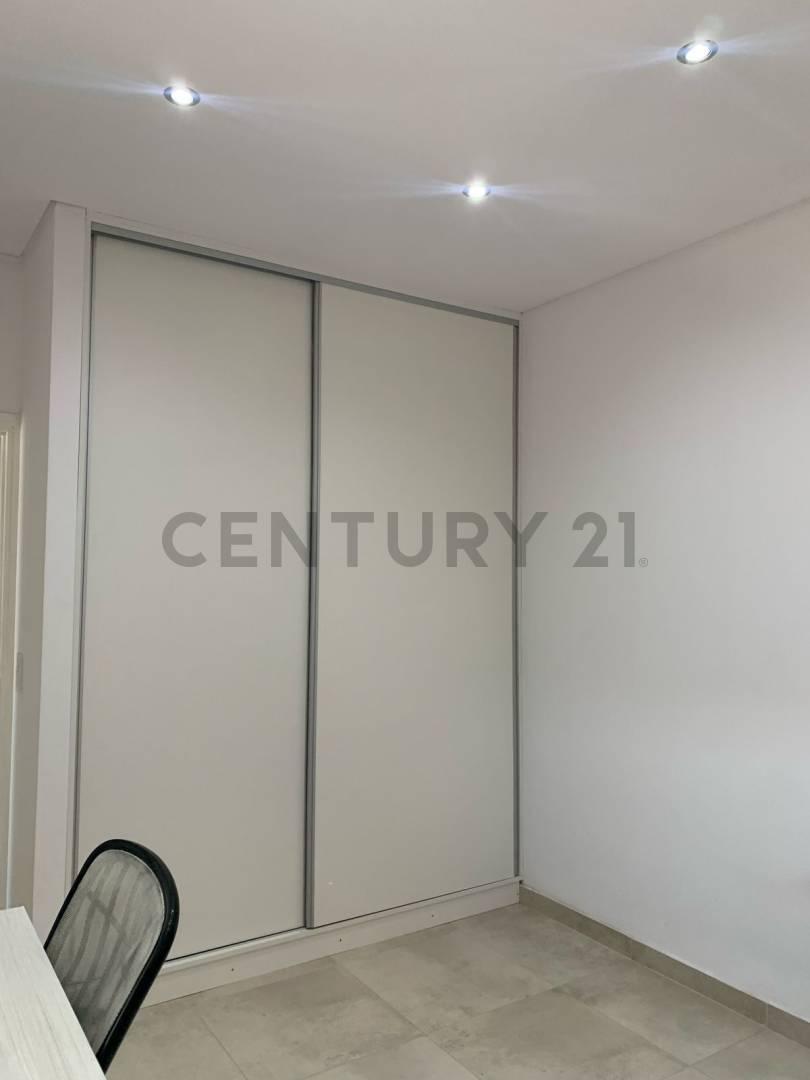 Venta de Casa Barrio Privado Las Retamas 4
