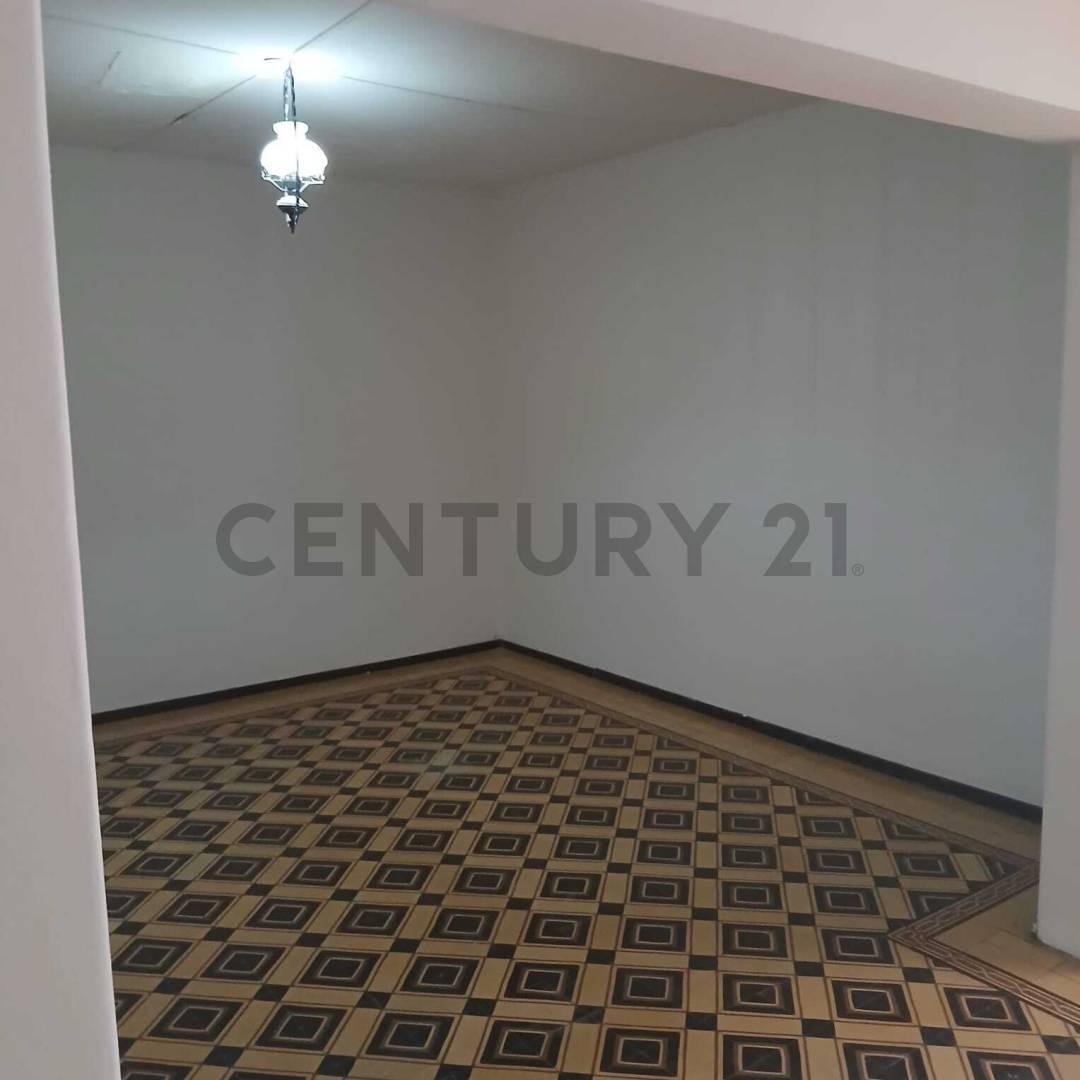 Century21lopez Vende Casa en Centro de Maipu 3