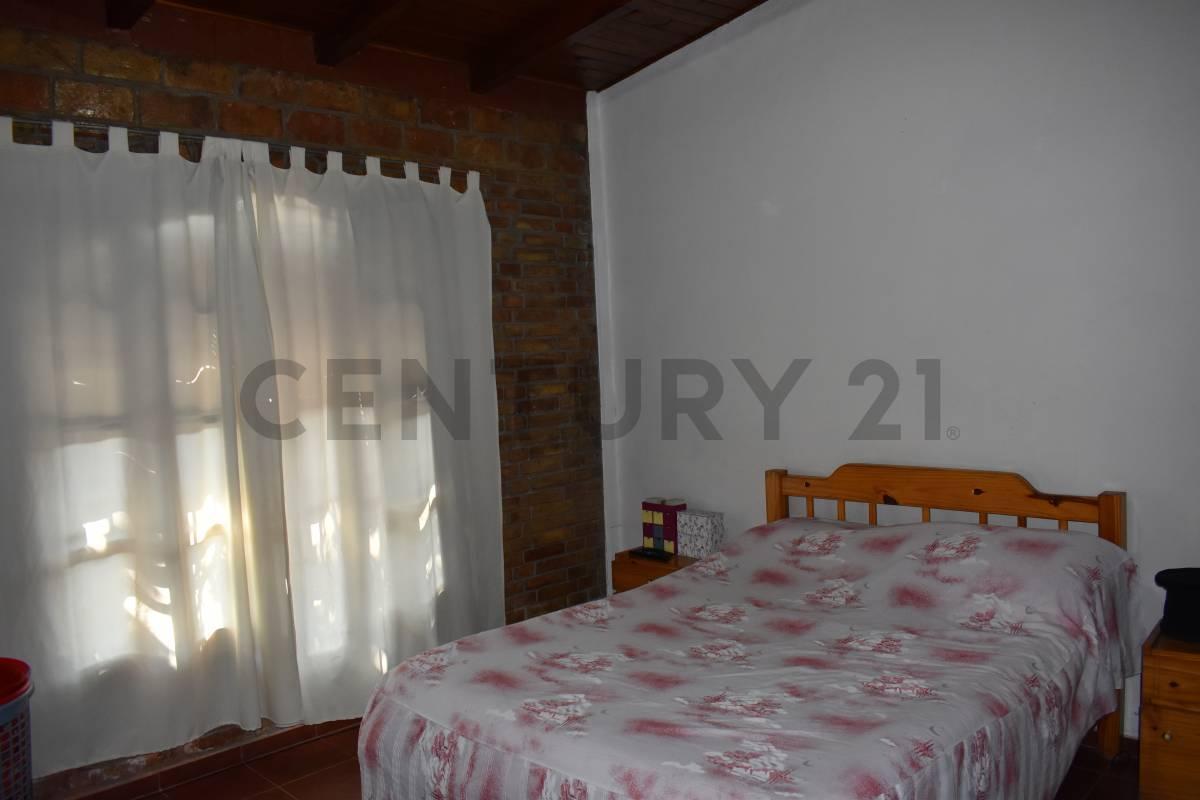 Se Vende Casa 2 Dorm. Apta a Credito - Godoy Cruz 4