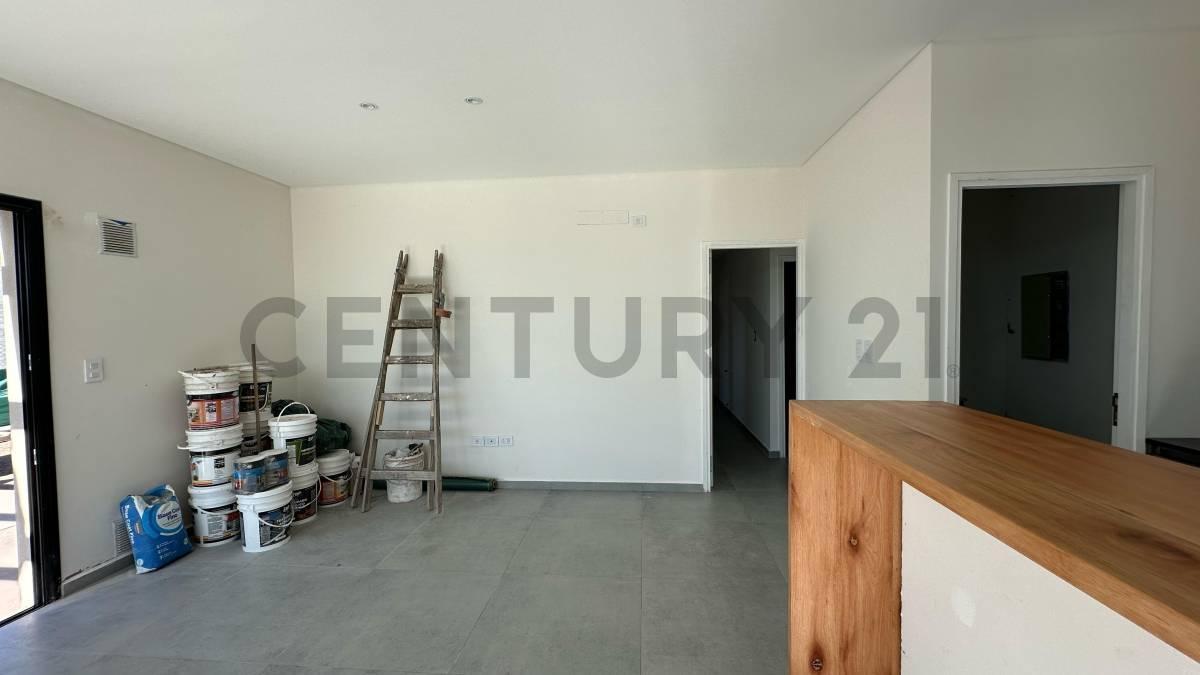 Foto de VENTA DE CASA EN POZO - BARRIO GARDENS, imagen 2