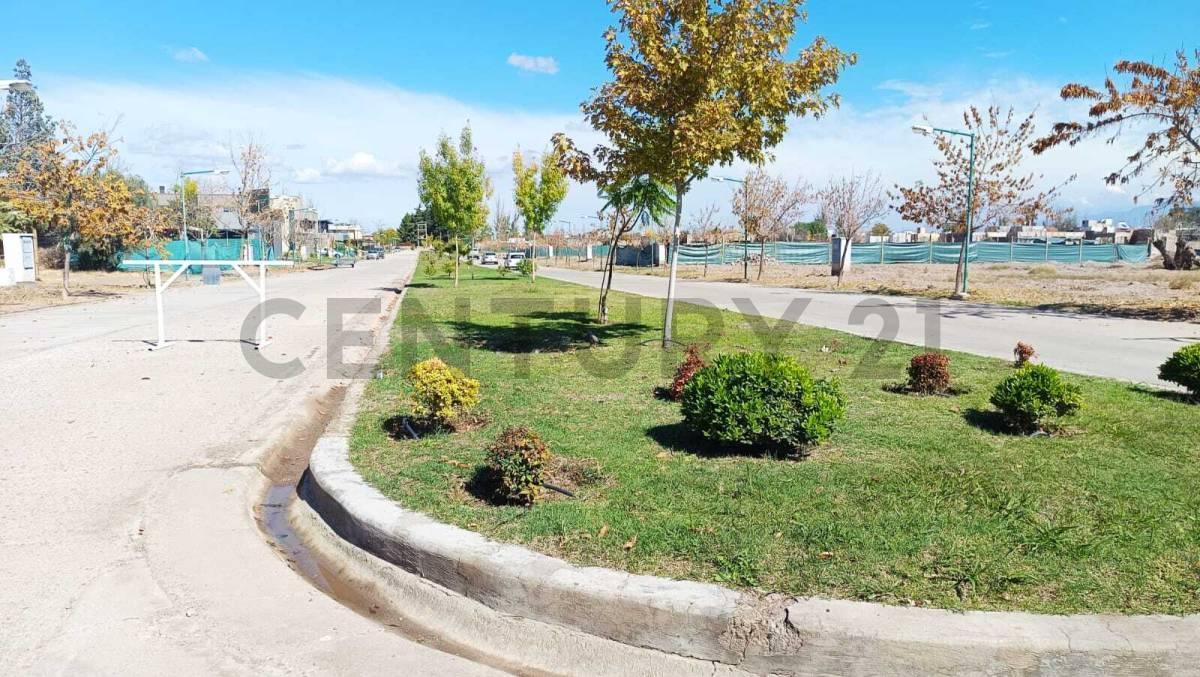 Century 21 López Vende Casa a Estrenar en Barrio Privado en Maipú 2