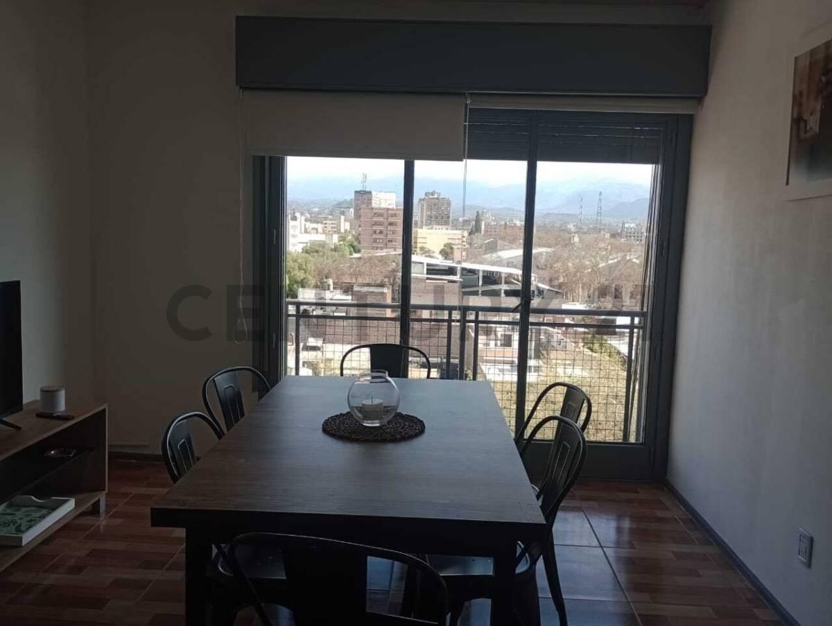 Venta de Departamento. Calle Buenos Aires de Ciudad. 1