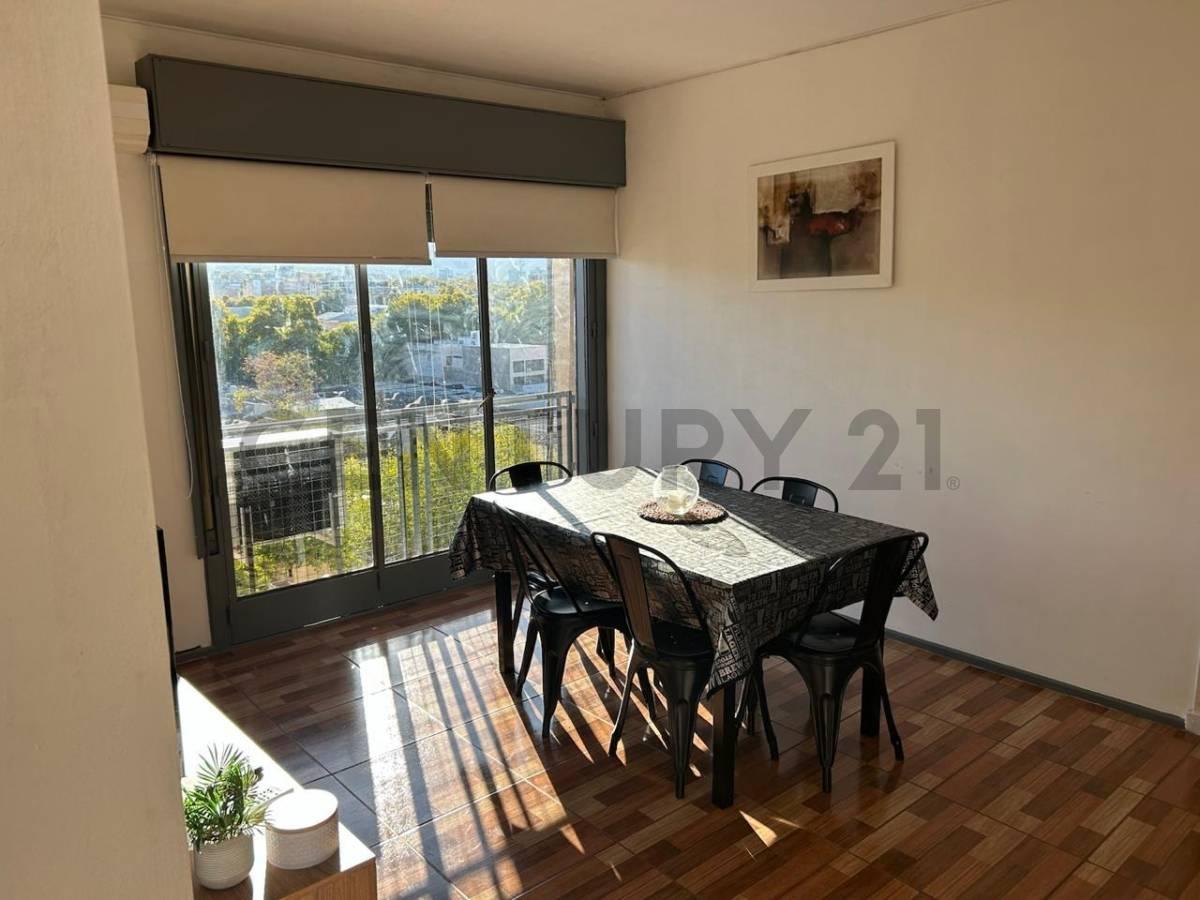 Venta de Departamento. Calle Buenos Aires de Ciudad. 1