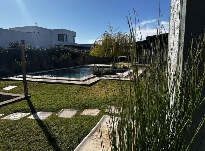Casa en Venta B° La Toscana, Vistalba, Lujan de Cuyo, Mendoza. 2