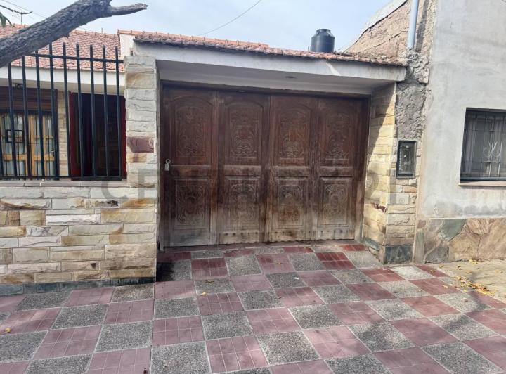 Casa en Venta – Calle Félix Suárez, Villanueva, Guaymallén 4