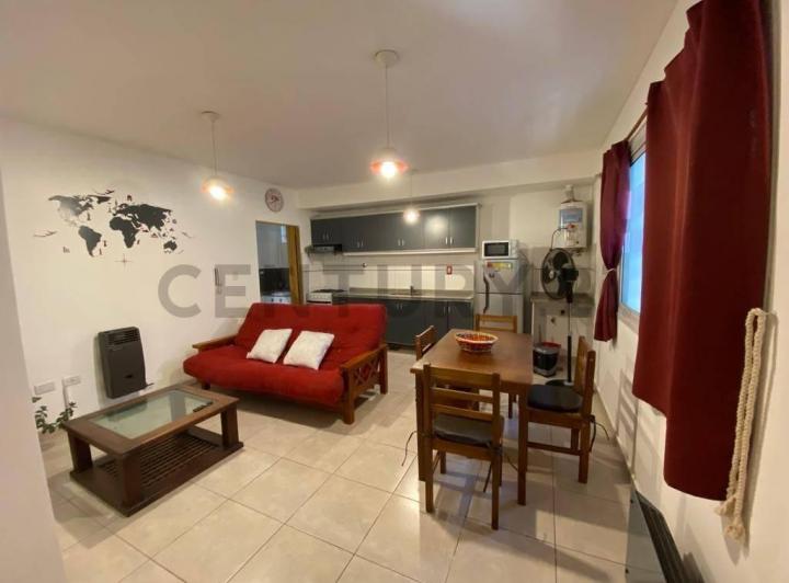 <p>Venta de Departamento 2 AMBIENTES, Godoy Cruz                                </p><br><p>CENT... 2