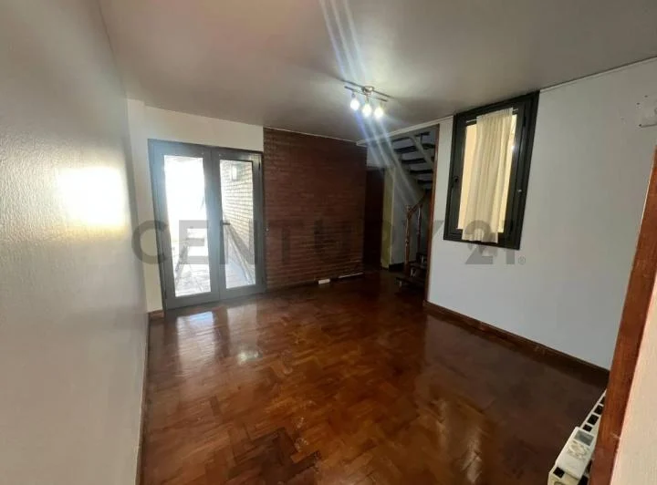 Century21Lopez Vende casa en excelente ubicacion Apta Credito Hipotecario 3