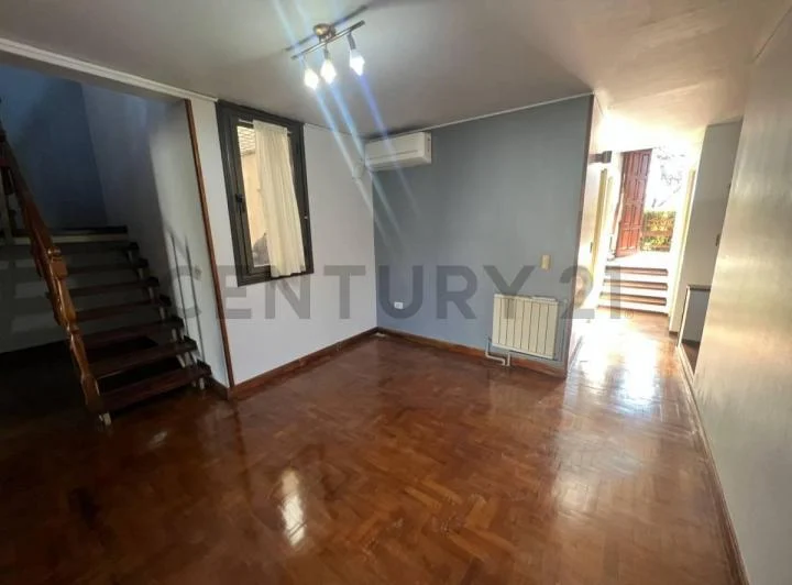 Century21Lopez Vende casa en excelente ubicacion Apta Credito Hipotecario 5