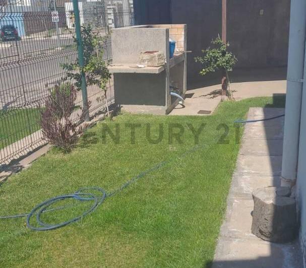 century 21 Lopez alquila casa 1