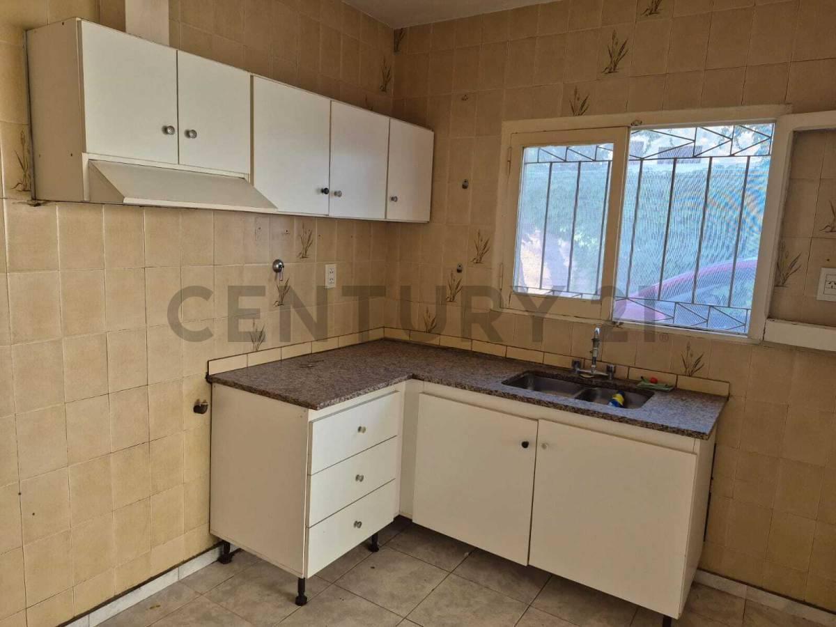 Foto de Venta Casa con galpón en Gutierrez Maipu, imagen 5