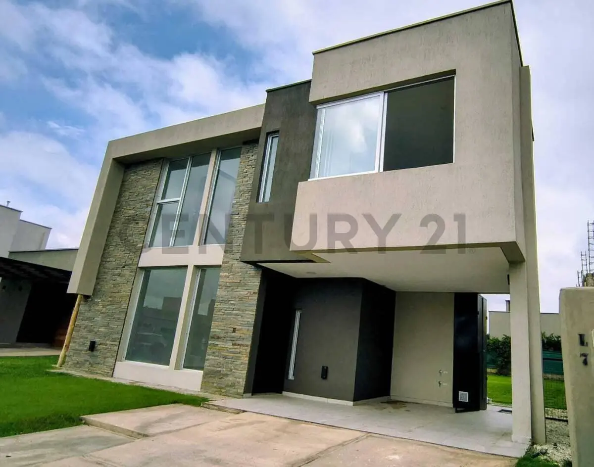 Venta de Casa Barrio Privado en Guaymallén 4