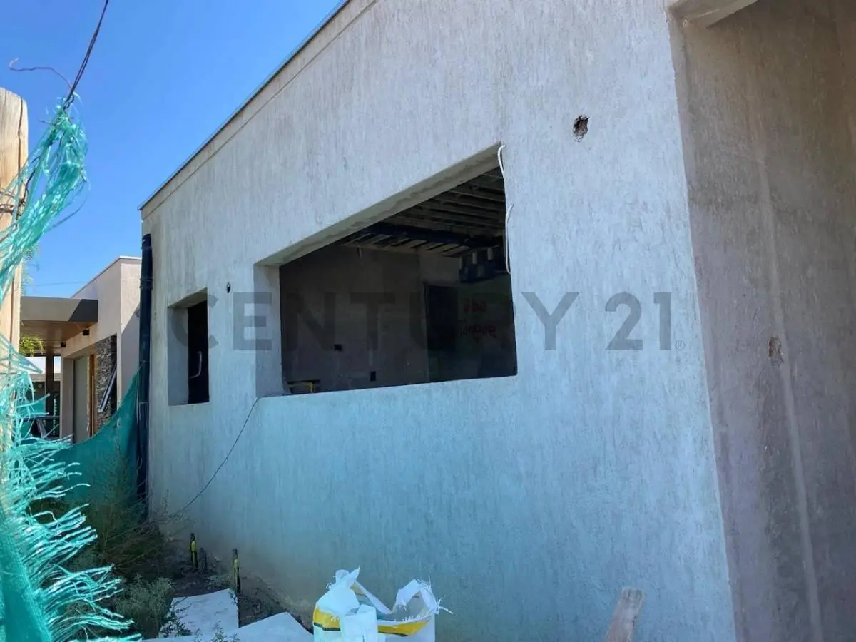 VENTA CASA EN POZO EN MAIPU BARRIO PRIVADO 4