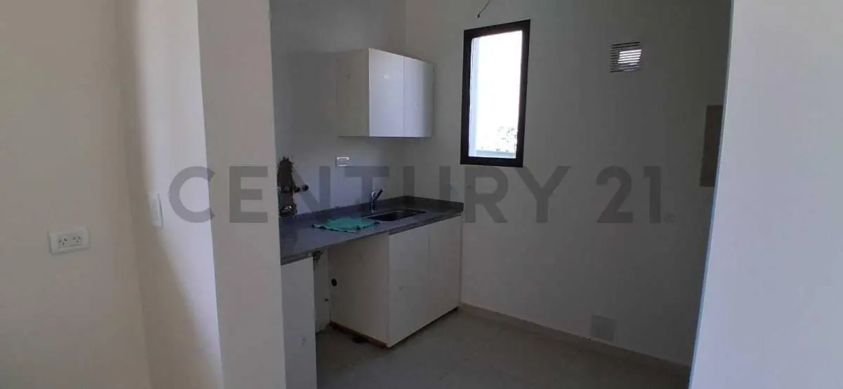 CASA EN VENTA A ESTRENAR - LAR DE VIEYES III 5