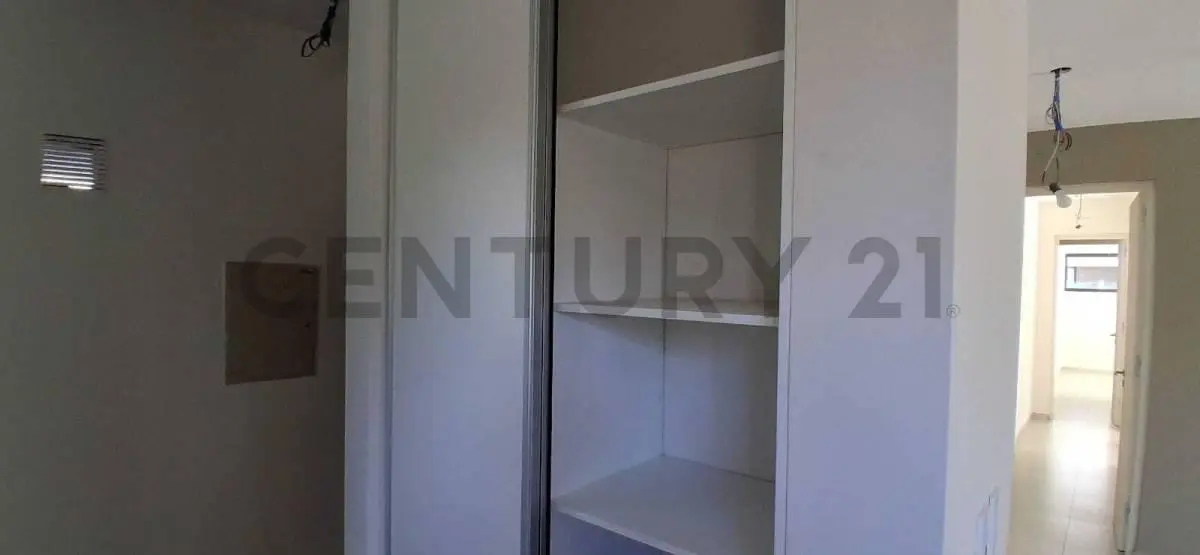 CASA EN VENTA A ESTRENAR - LAR DE VIEYES III 3