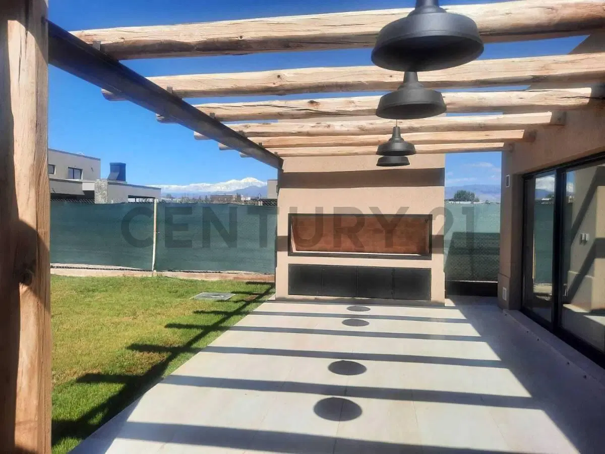 VENTA CASA EN CARRODILLA LUJAN 3