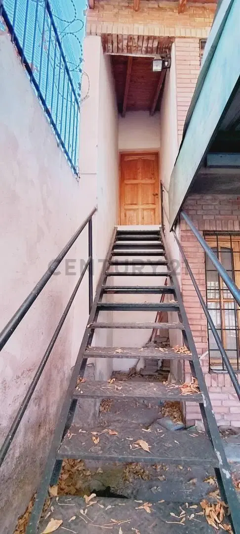 Century21 López vende casa en Godoy Cruz 2