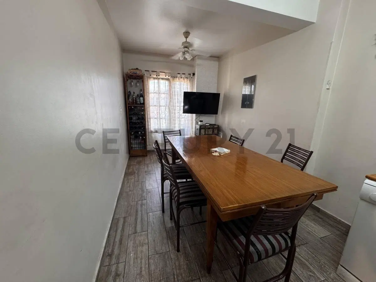 CASA EN VENTA – LUZURIAGA, MAIPÚ 8