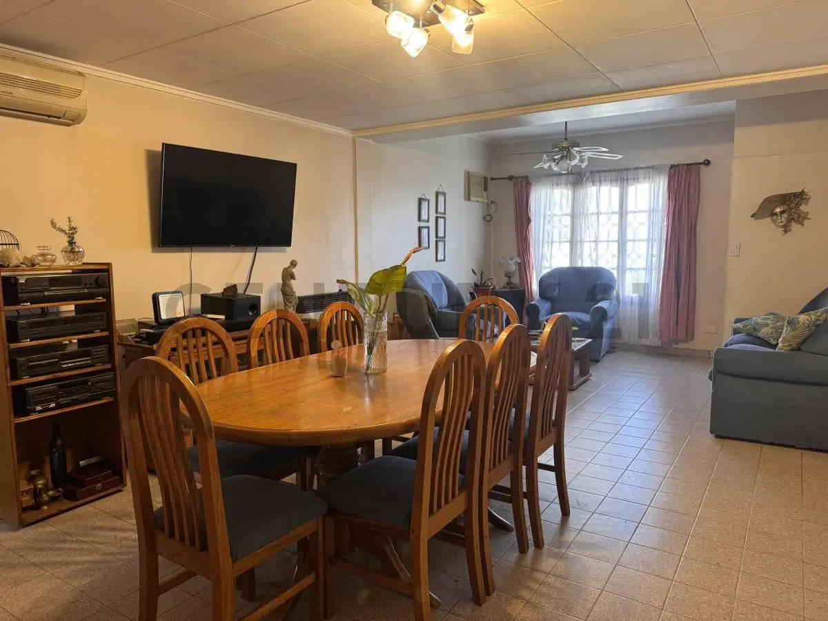 CASA EN VENTA – LUZURIAGA, MAIPÚ 2