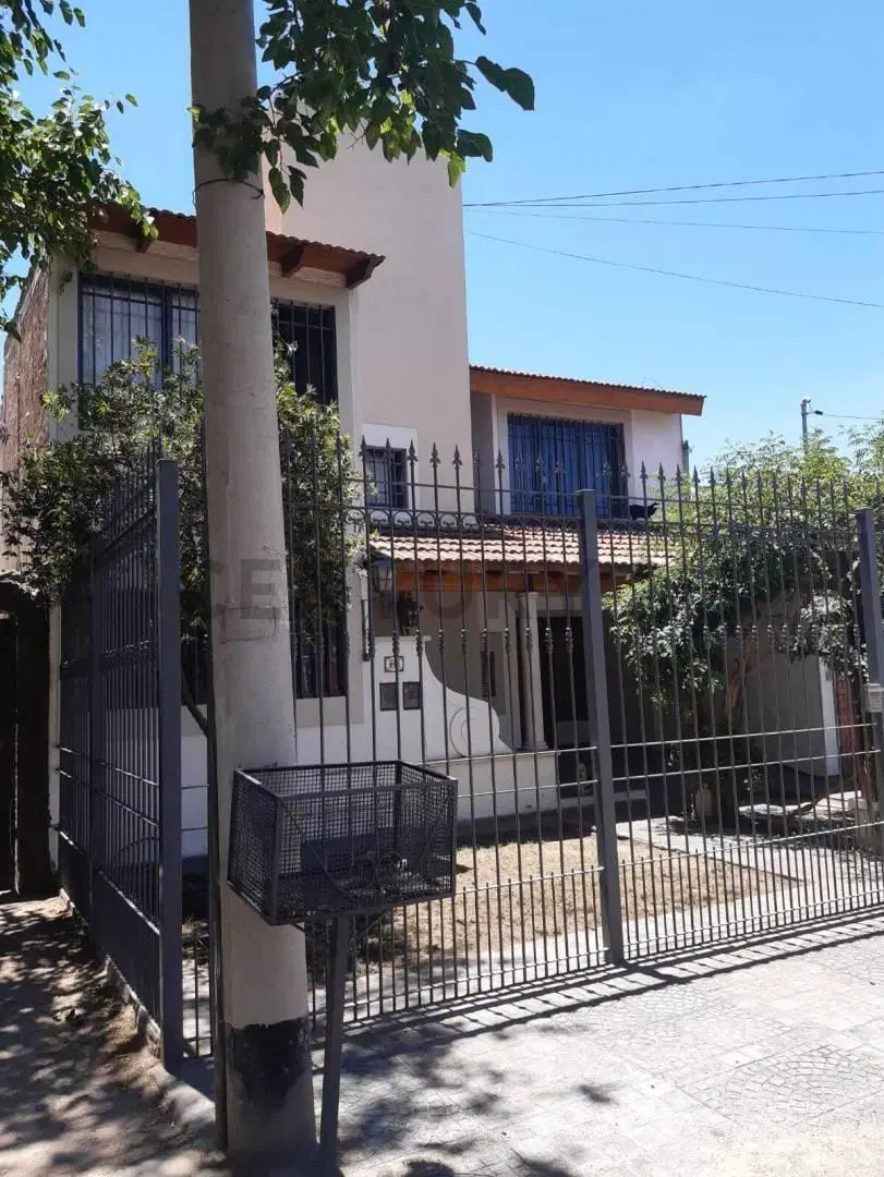 Venta de casa de dos plantas 5