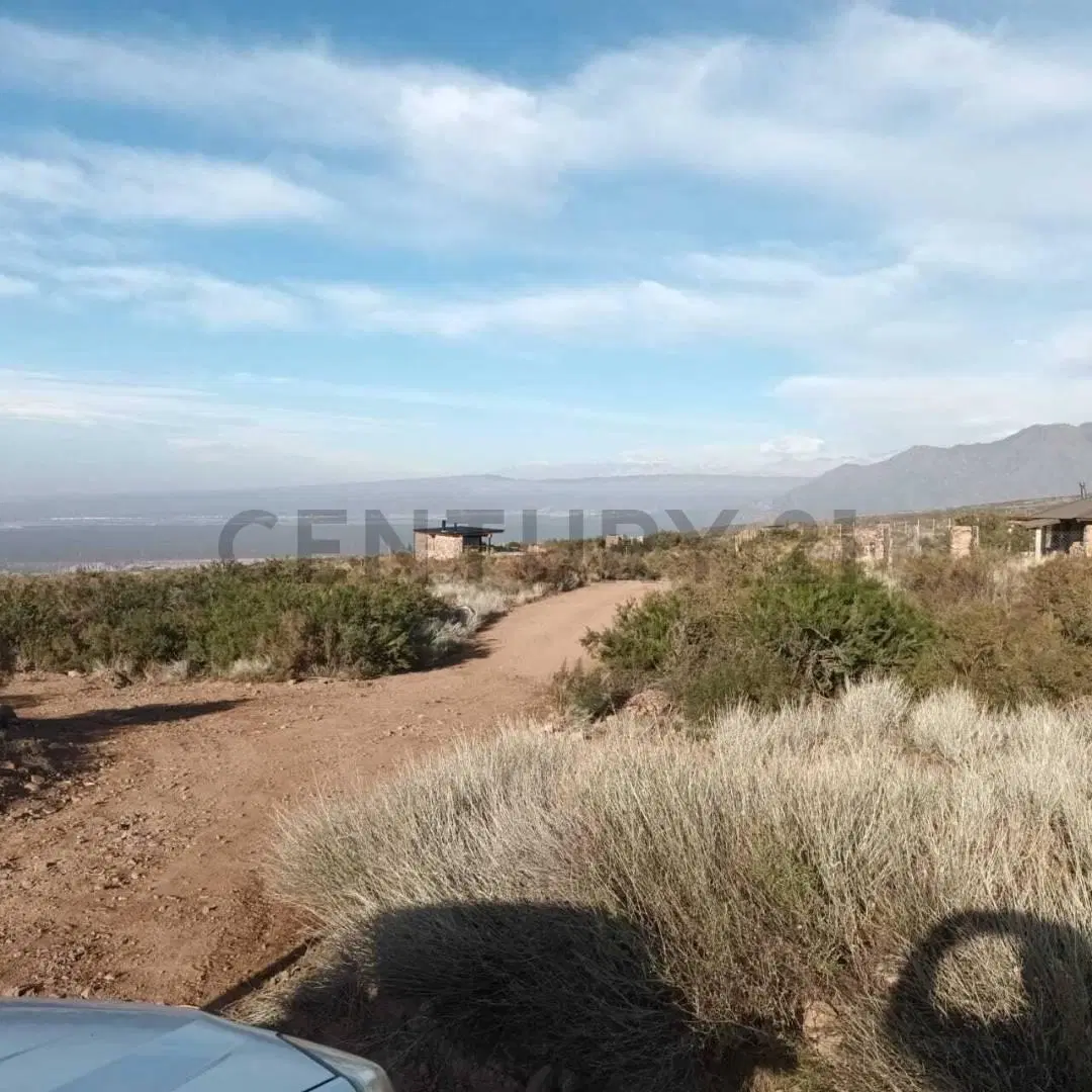 VENTA  TERRENO EN LAS COMPUERTAS LUJAN 2
