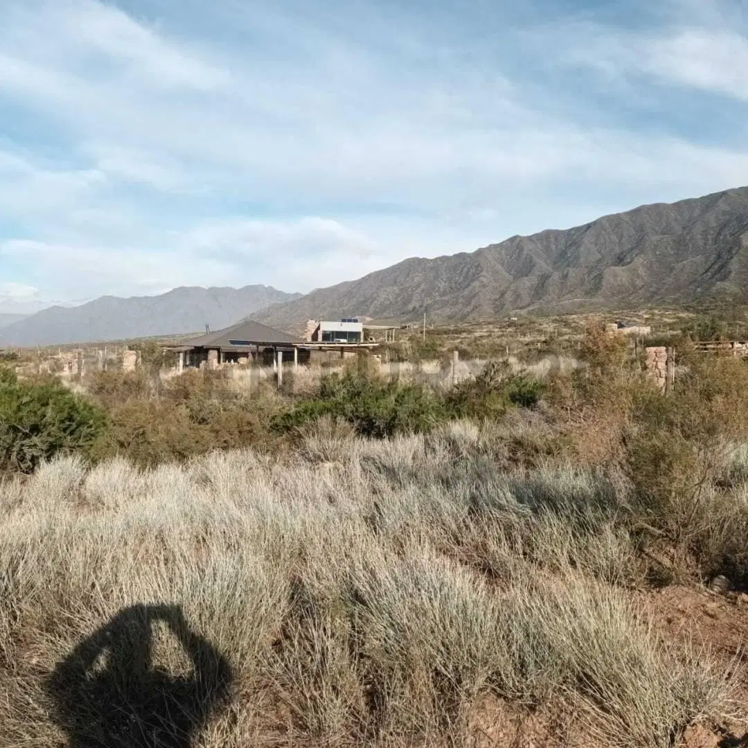 VENTA  TERRENO EN LAS COMPUERTAS LUJAN 4