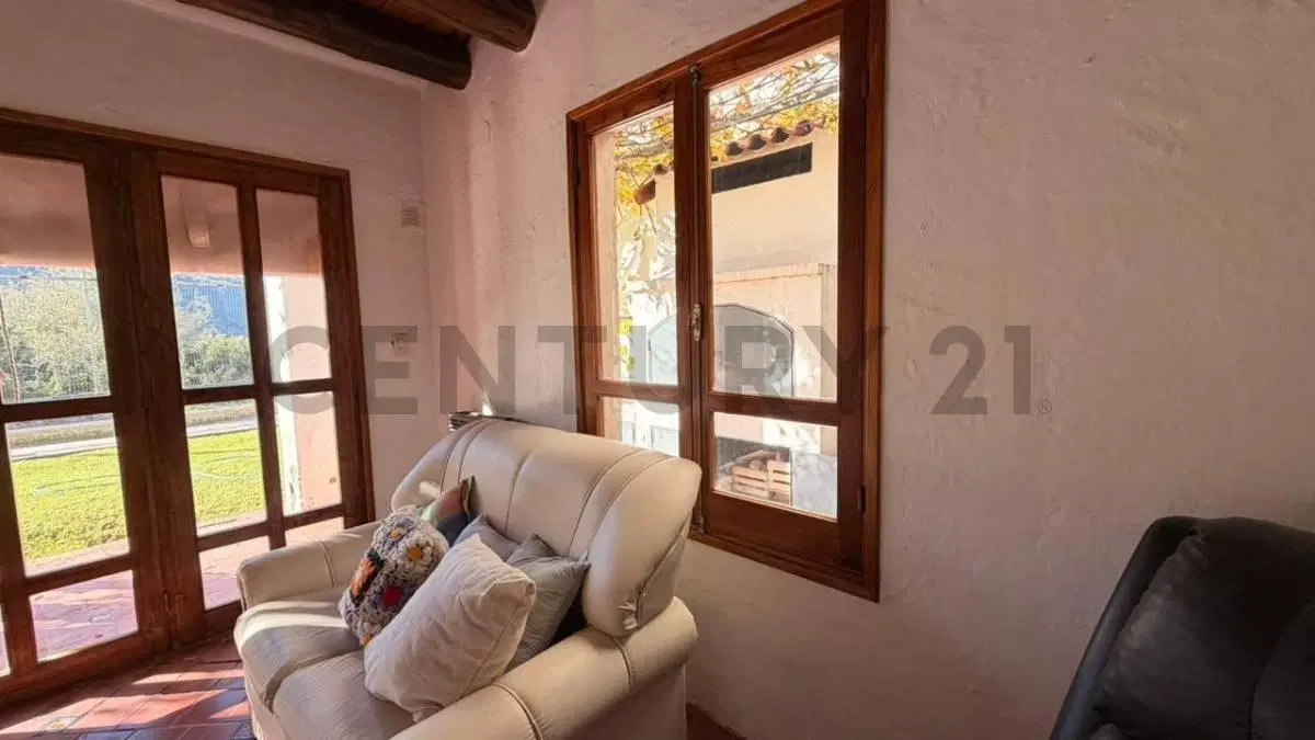 CASA EN VENTA - BARRIO RUCALEN 4