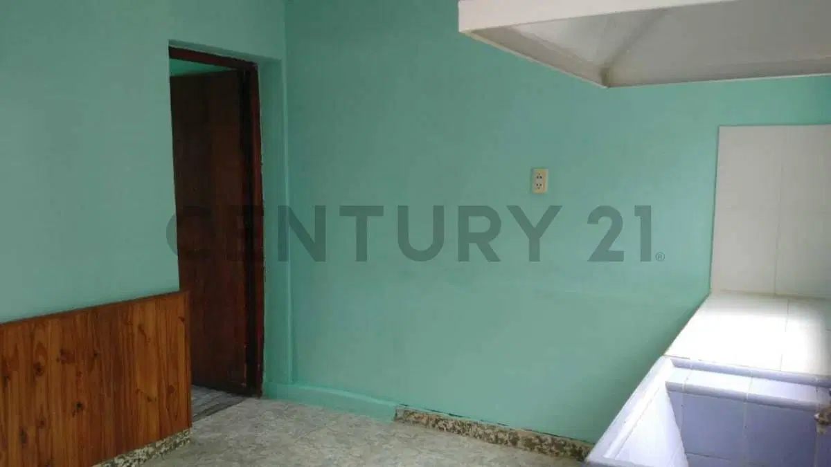 Century 21 vende propiedad con 3 departamentos en Tunuyán 8