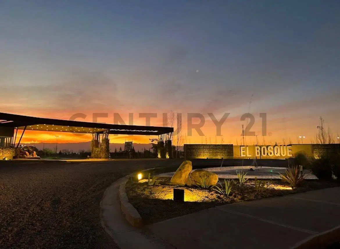 Venta de lote. Barrio Privado El Bosque. Maipú. 4
