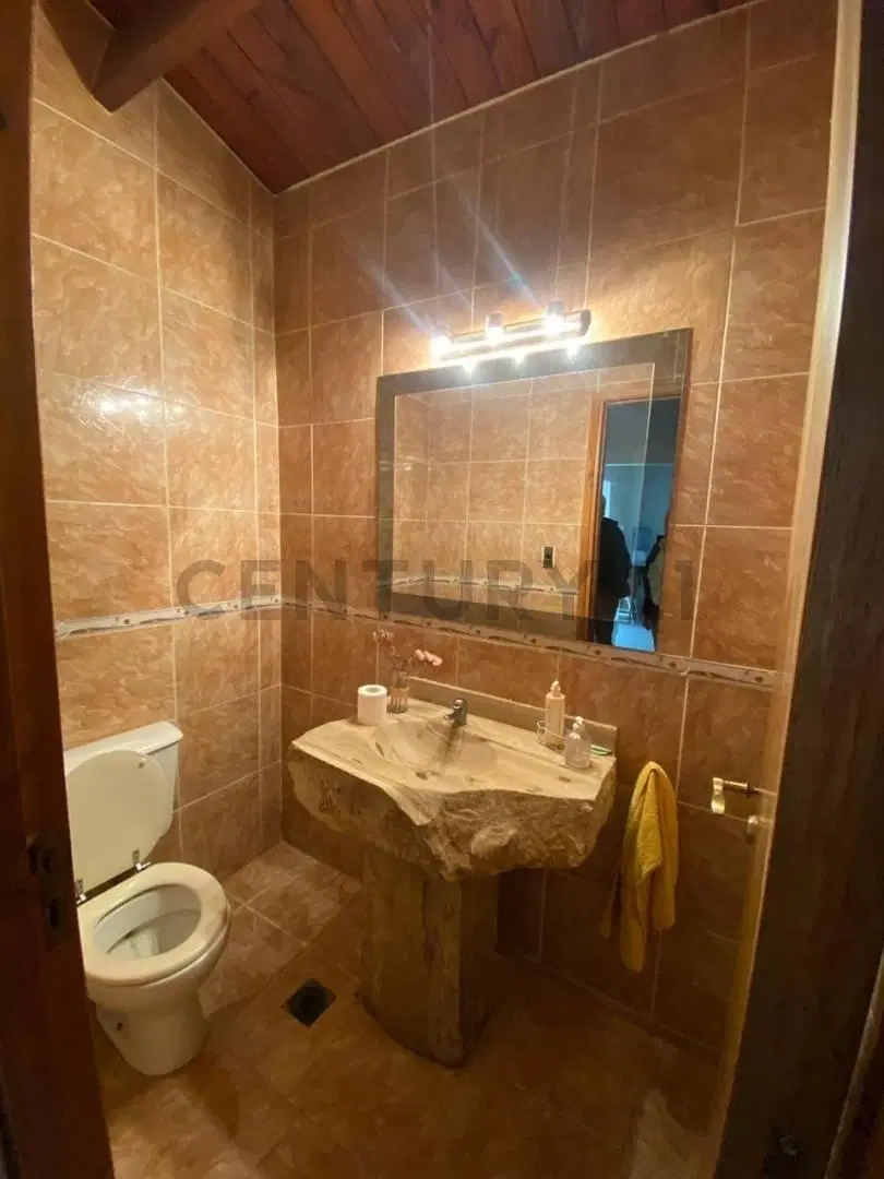 Venta casa Barrio Dalvian 5
