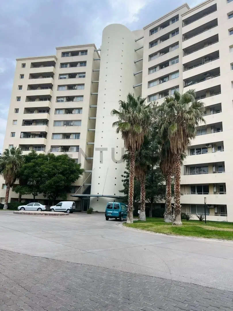 Venta de Departamento. Torres Milenicas. Las Heras. 5