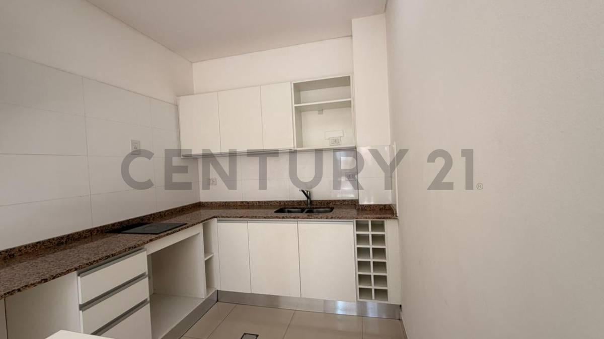 DEPARTAMENTO EN VENTA - BOMBAL SUR