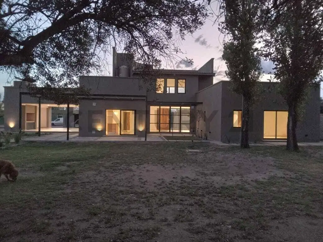VENTA DE CASA A ESTRENAR EN CALLE JENSEN – SAN RAFAEL - MENDOZA 5