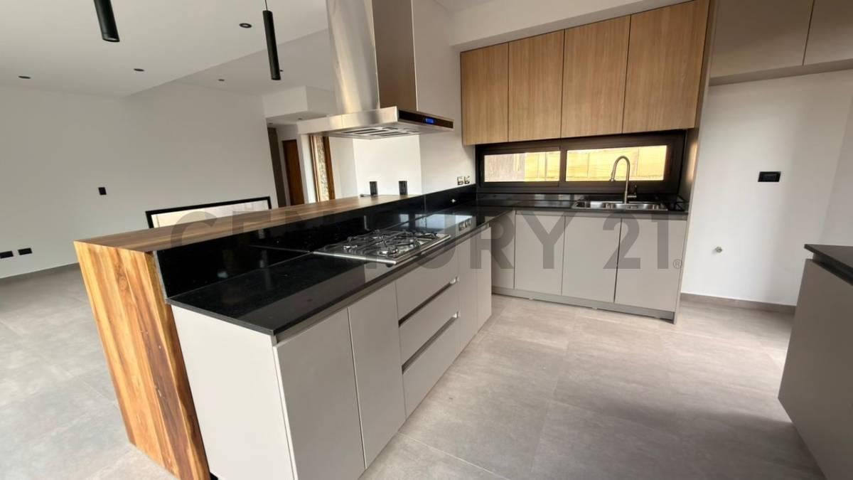 Foto de CASA PETRA EN VENTA - BARRIO ESTANCIA BULNES, imagen 3
